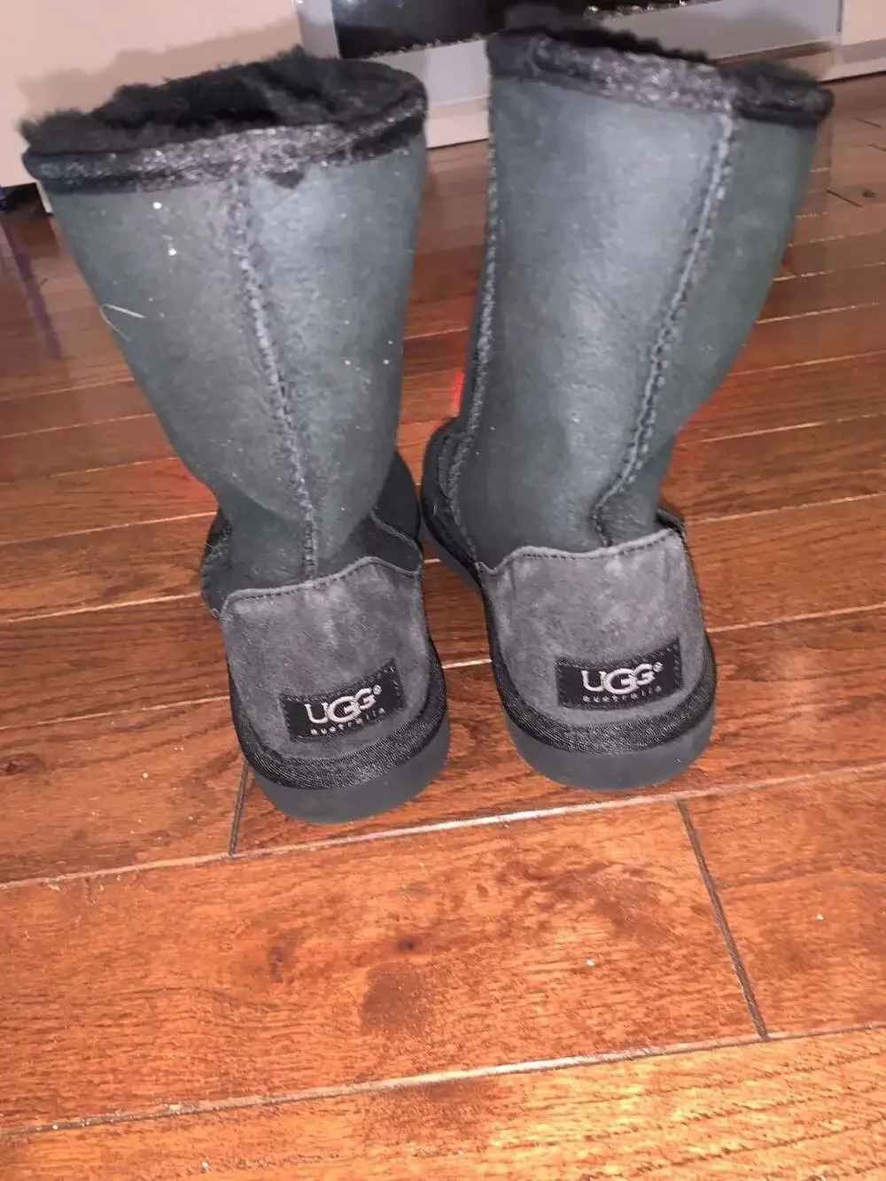 UGG Classic Short Boots Black Suede‎ Cozy Y2K Winter Women’s 6